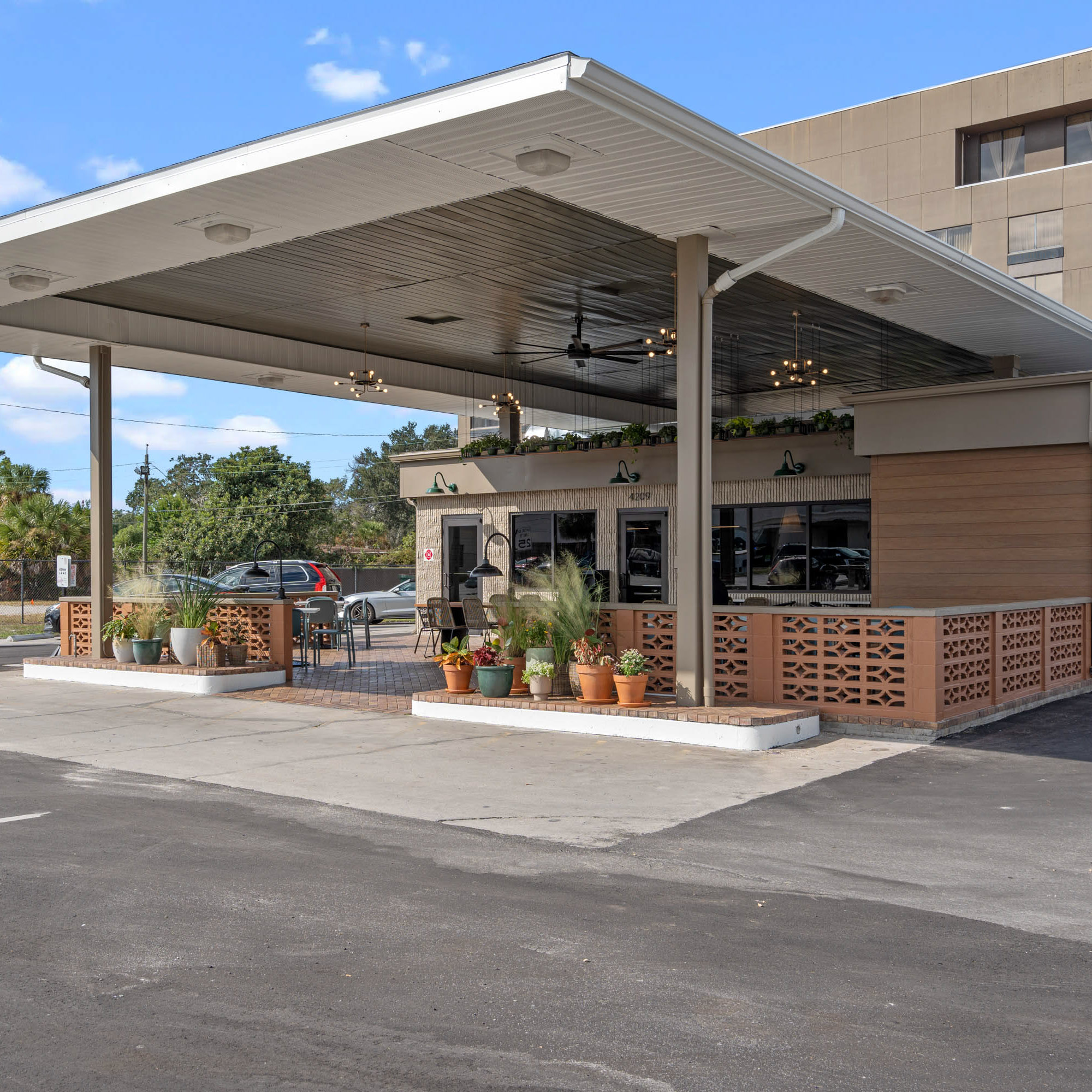 Commercial building design and construction in Westchase & Greater Carrollwood, FL